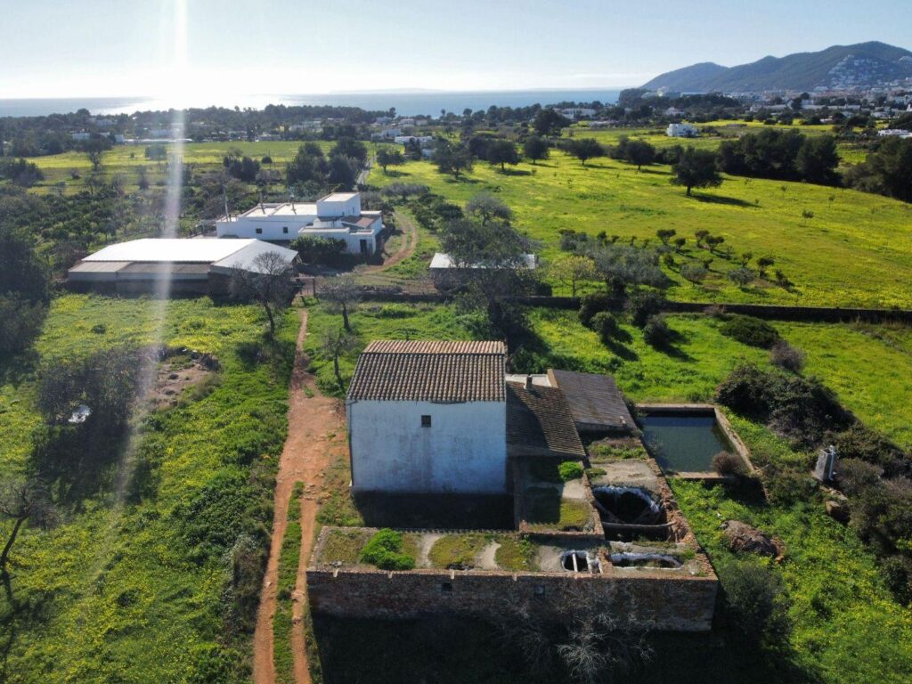 Casa Rústica en Can Negret (Santa Eulalia)